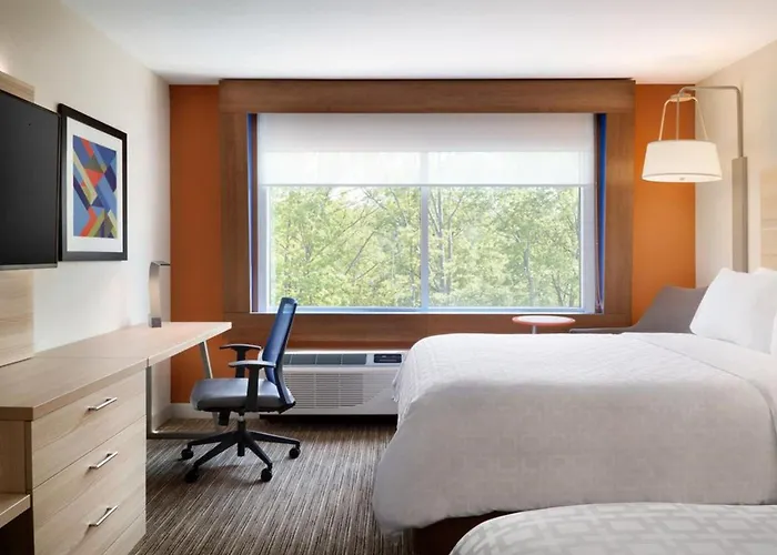 Holiday Inn Express - Plymouth By Ihg
